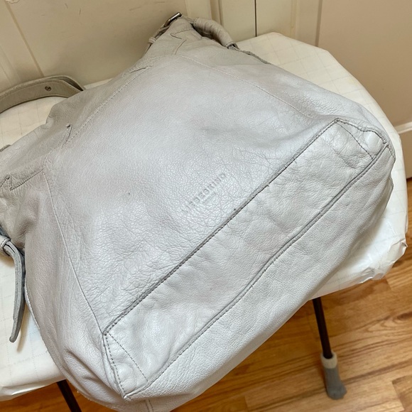 Liebeskind Berlin Medea double dye leather shoulder bag - Picture 9 of 16